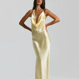 Karolína – Elegancka Sukienka Maxi